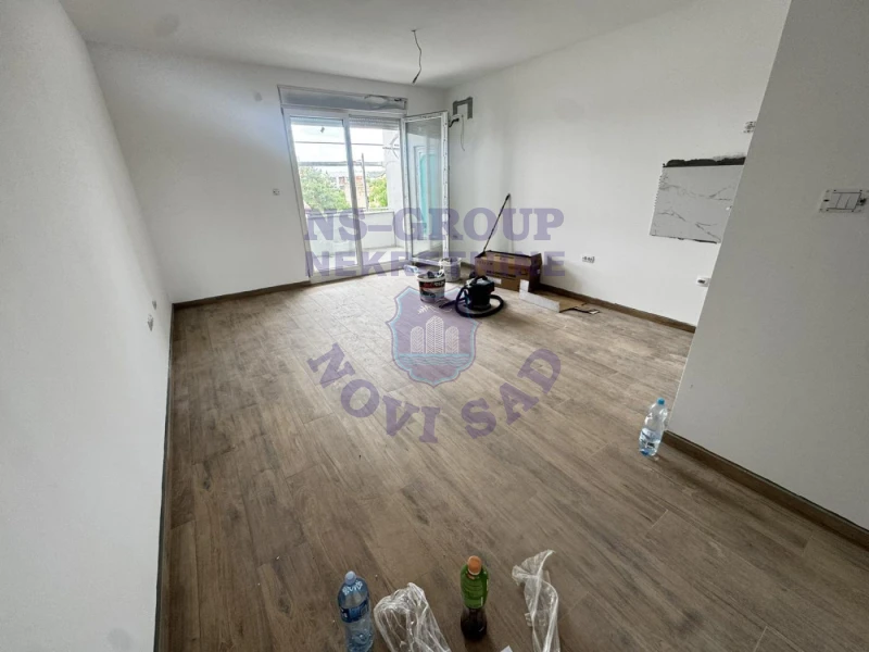 stan na prodaju Novi Sad, 43m2 573983