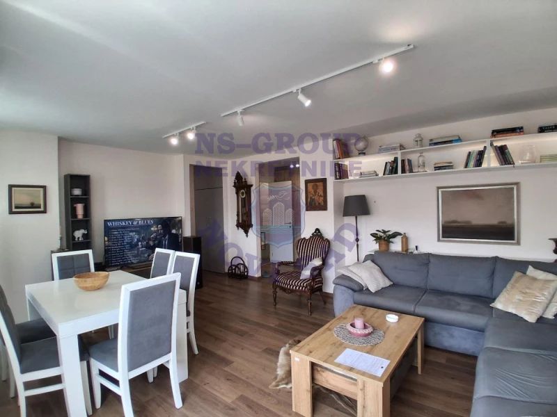 stan na prodaju Novi Sad 76m2 574102