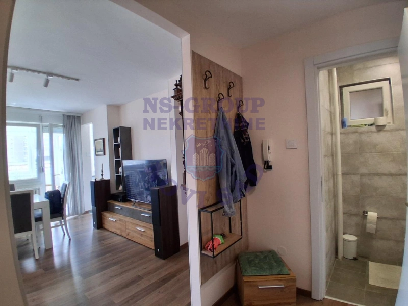 stan na prodaju Novi Sad 76m2 574102