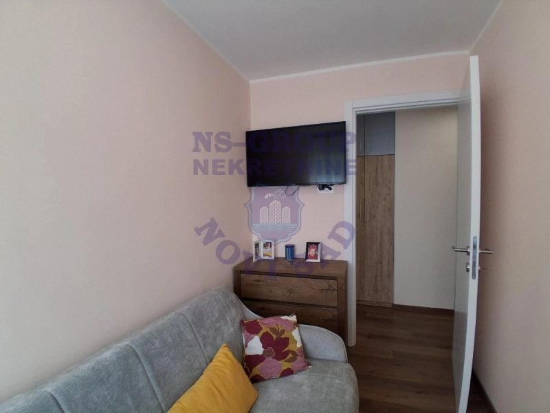 stan na prodaju Novi Sad 76m2 574102