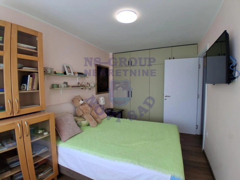 stan na prodaju Novi Sad 76m2 574102