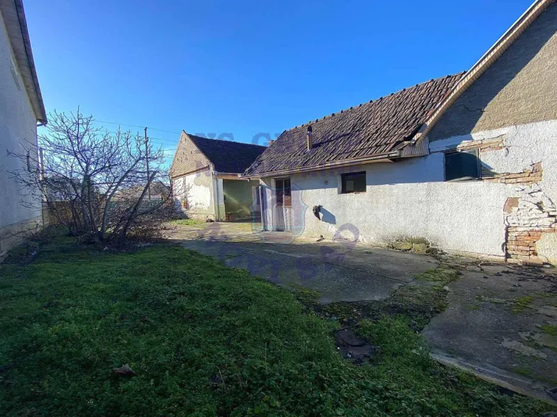 kuca na prodaju Bačka Palanka 211m2 573101