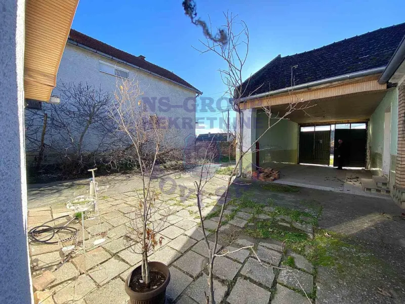 kuca na prodaju Bačka Palanka 211m2 573101