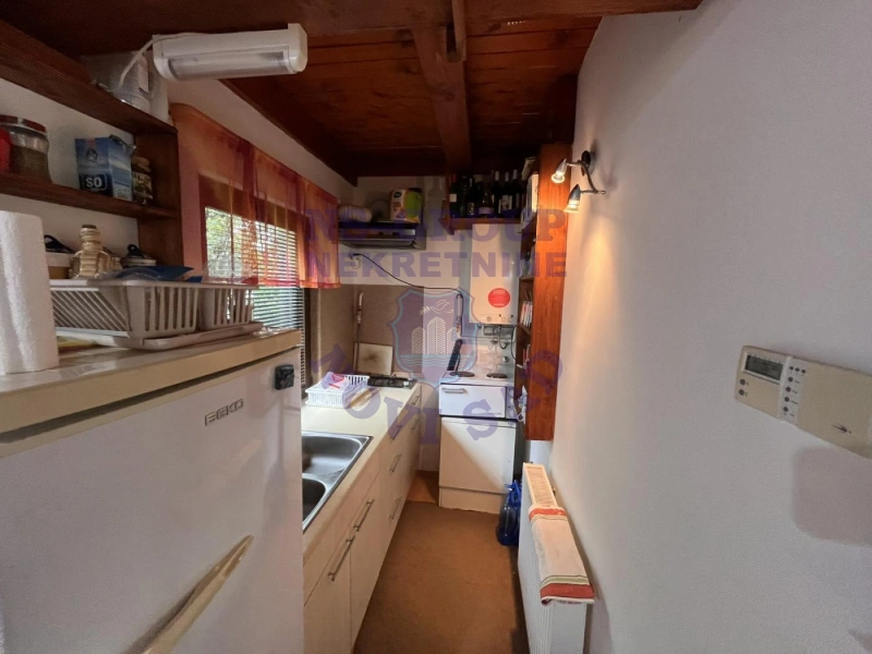 kuca na prodaju Sremska Kamenica 22m2 574154