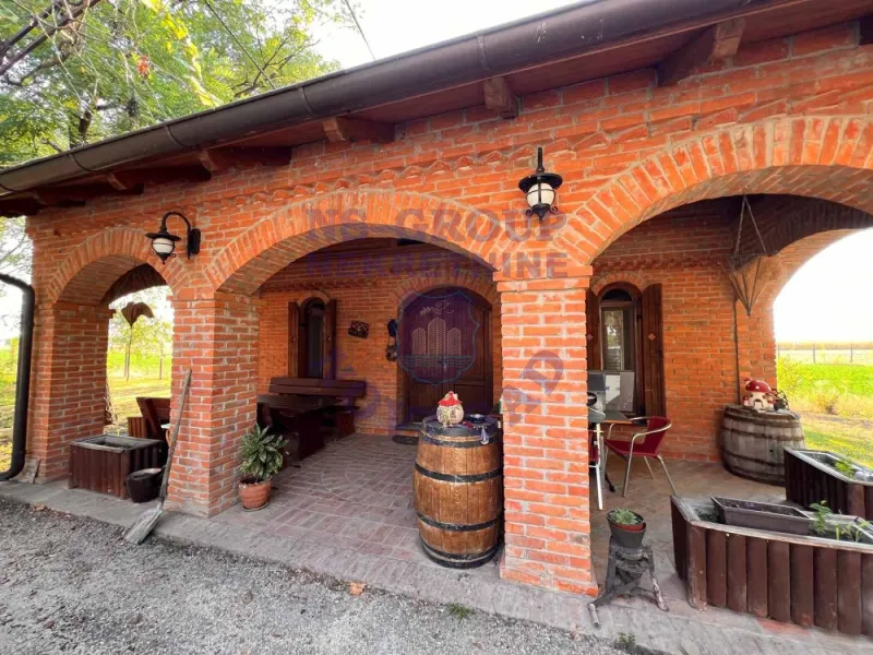 kuca na prodaju Čenej 356m2 574153