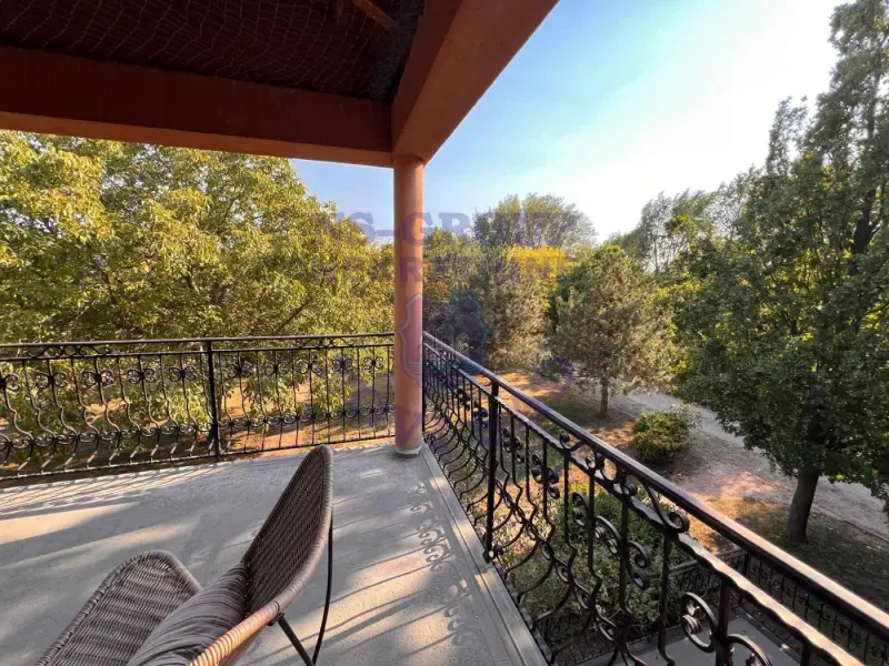 kuca na prodaju Čenej 356m2 574153