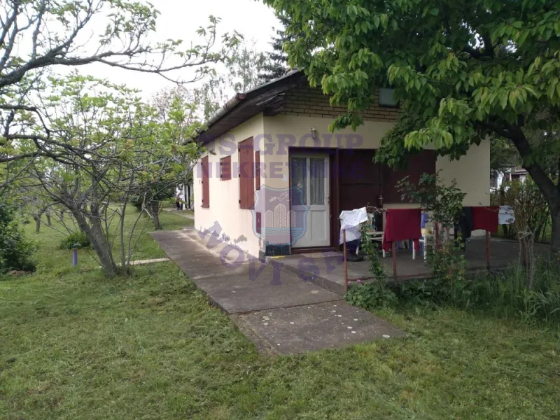 kuca na prodaju Čortanovci, 42m2 548523