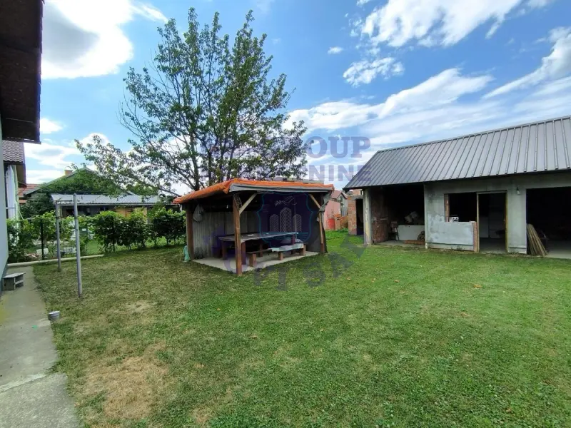 kuca na prodaju Novi Sad 123m2 574188
