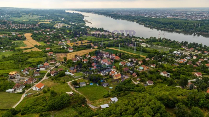 kuca na prodaju Sremska Kamenica 33m2 572848