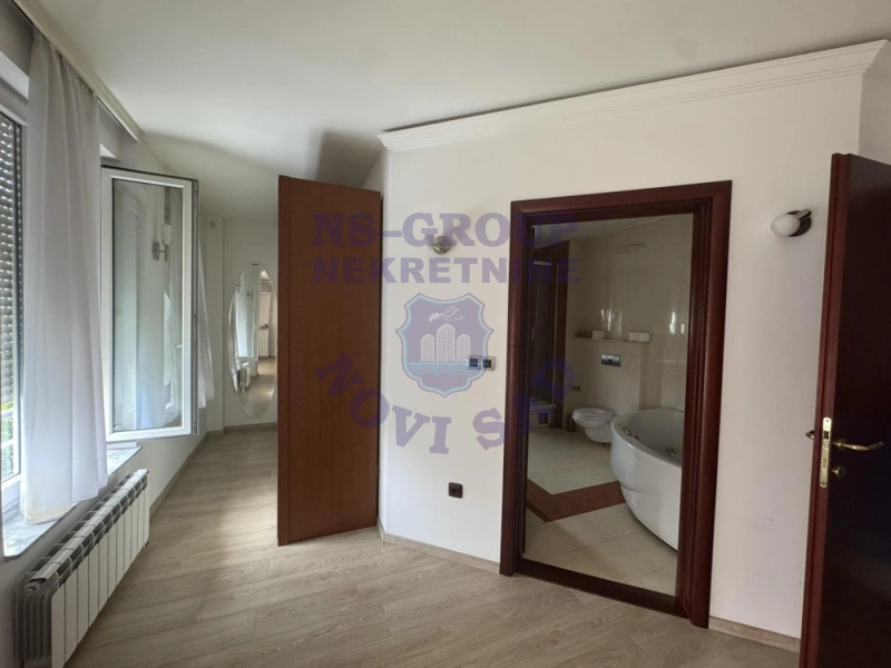 kuca na prodaju Novi Sad 222m2 574225