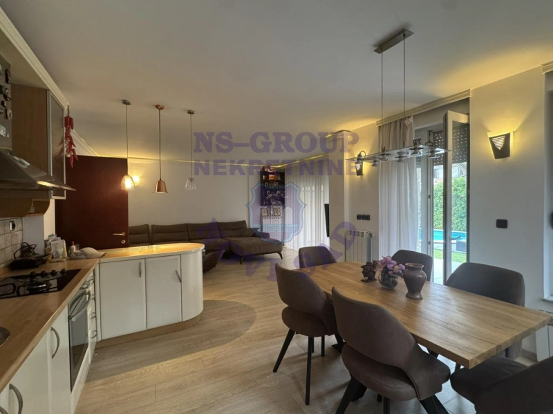 kuca na prodaju Novi Sad 222m2 574225