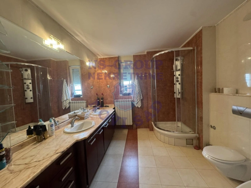 kuca na prodaju Novi Sad 222m2 574225