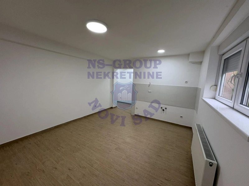 stan na prodaju Veternik 25m2 573525