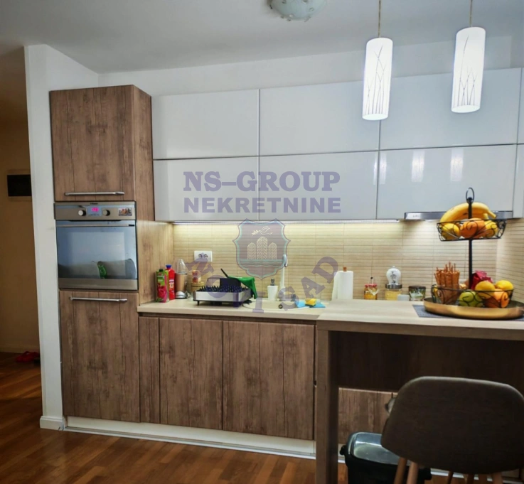 stan na prodaju Novi Sad 40m2 574333