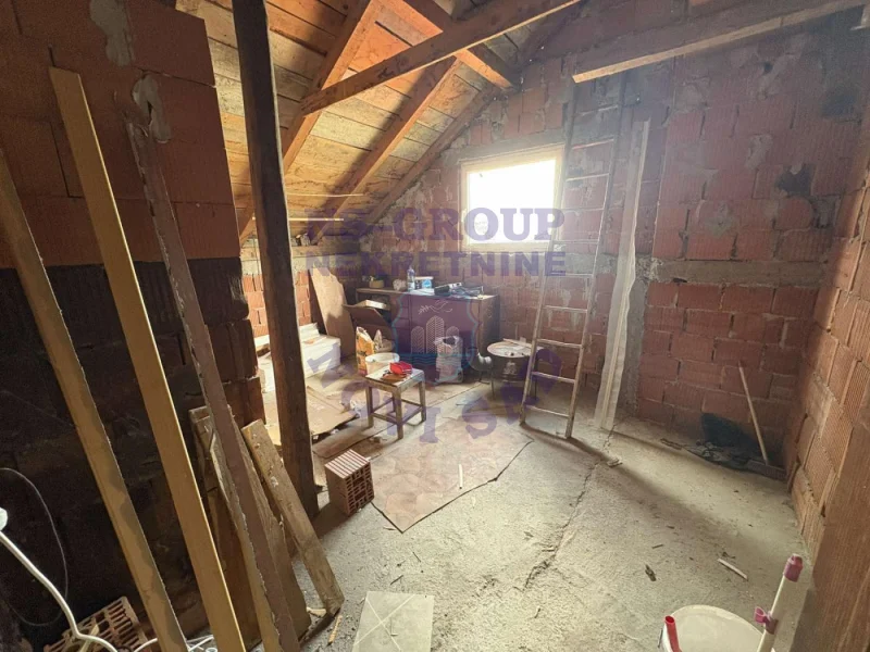 kuca na prodaju Sremski Karlovci 64m2 574309