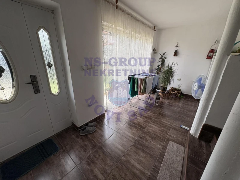 kuca na prodaju Sremski Karlovci 64m2 574309