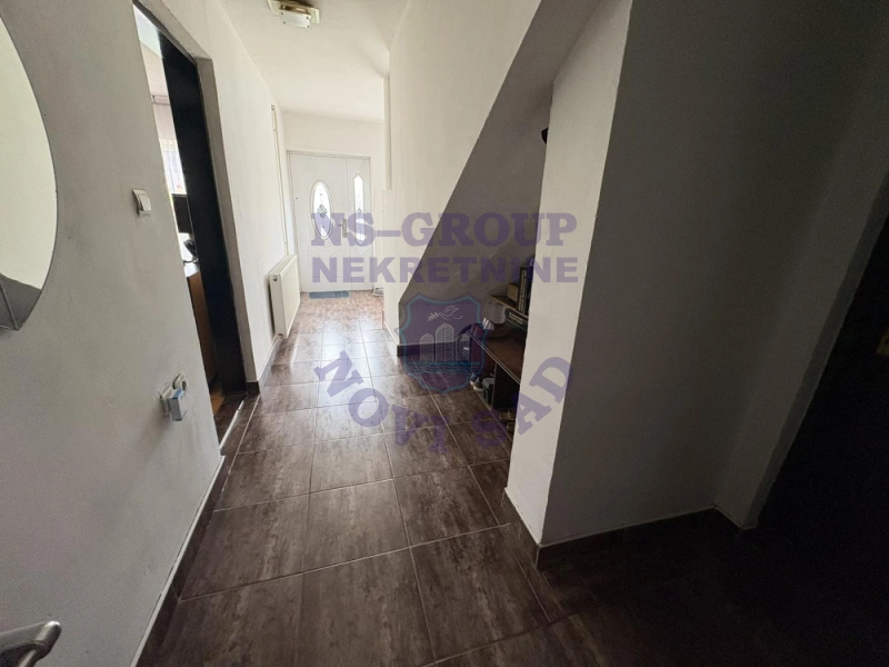 kuca na prodaju Sremski Karlovci 64m2 574309
