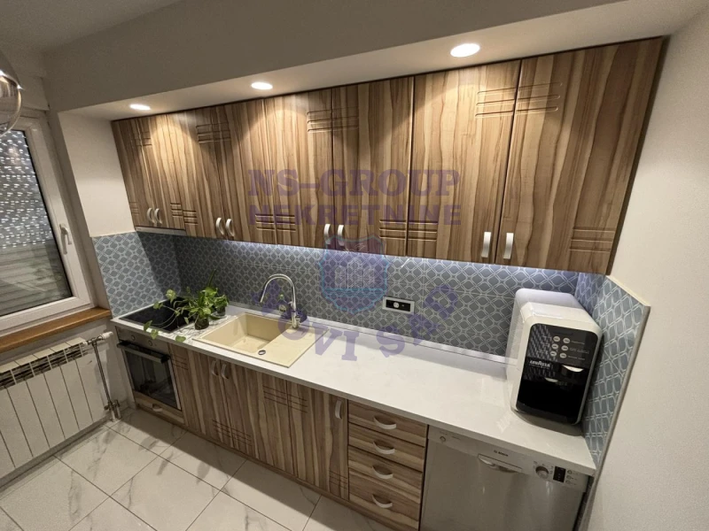 stan na prodaju Novi Sad 81m2 574488
