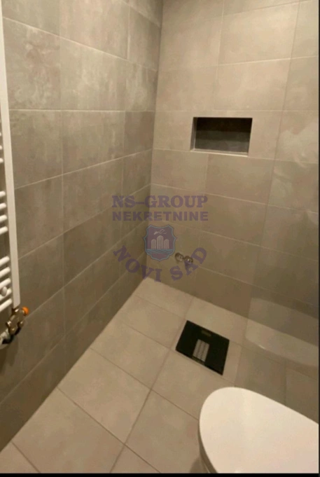 lokal za izdavanje Novi Sad 40m2 16930