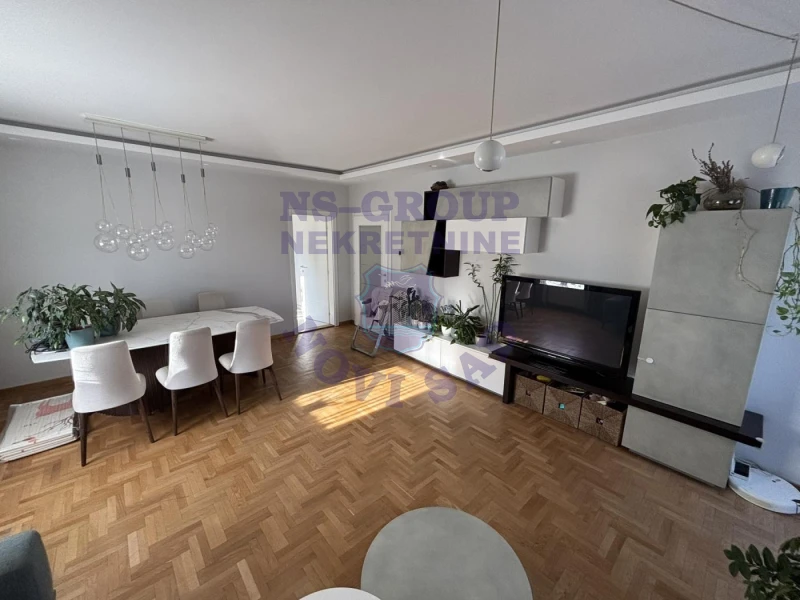 stan na prodaju Novi Sad 81m2 574488