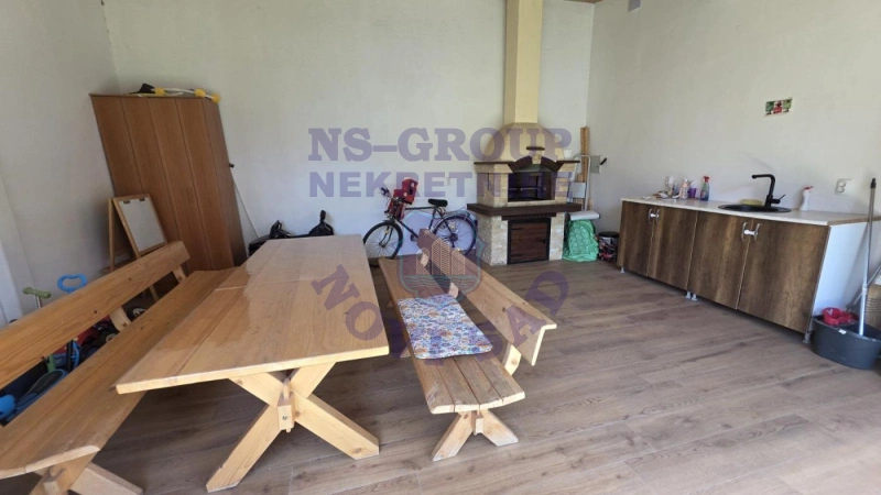 stan na prodaju Veternik 40m2 574446