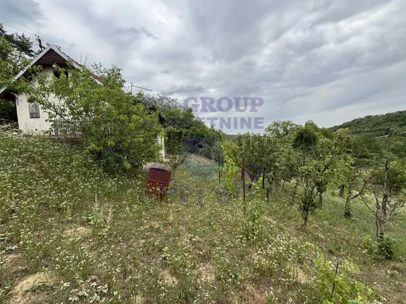 plac na prodaju Sremski Karlovci 1010m2 574319