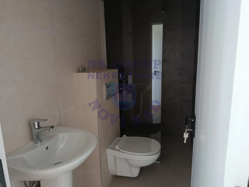 stan na prodaju Petrovaradin 82m2 530777