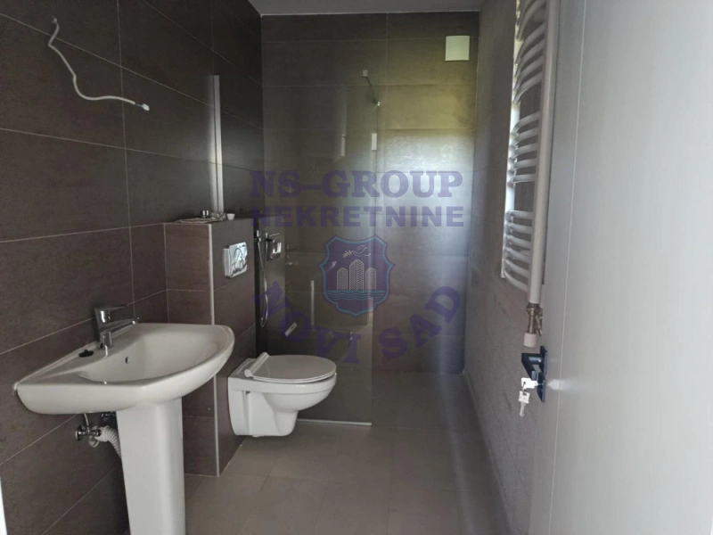 stan na prodaju Petrovaradin 82m2 530777