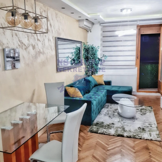 stan na prodaju Novi Sad, 42m2 16936