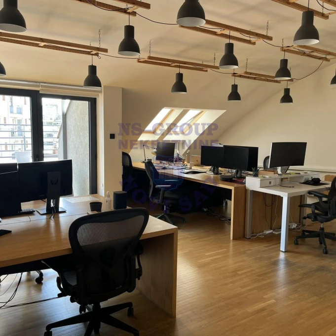 lokal za izdavanje Novi Sad 226m2 16934