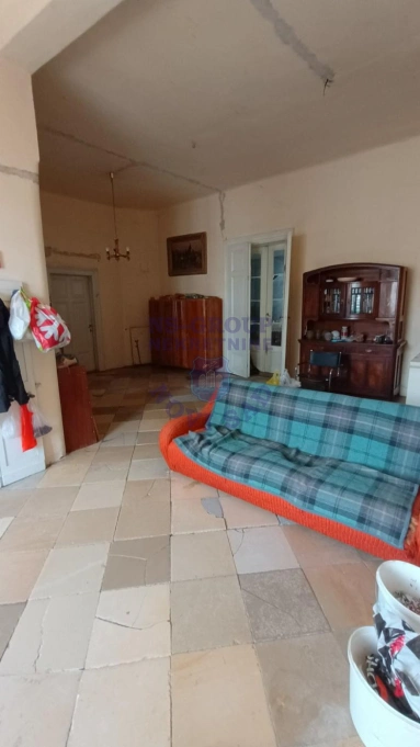 stan na prodaju Sremska Mitrovica 220m2 574573