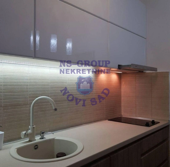 Stan na prodaju Novi Sad 40m2, 574333