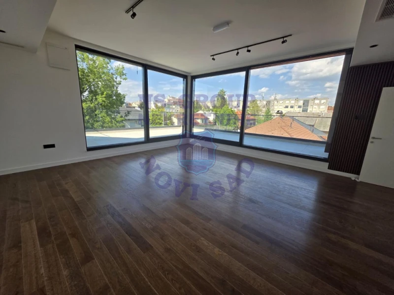 stan na prodaju Novi Sad 430m2 574195