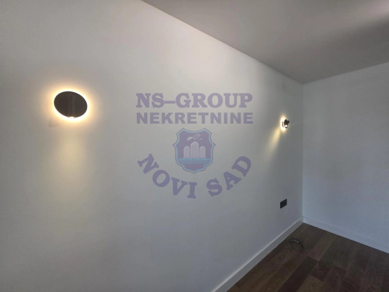 stan na prodaju Novi Sad 368m2 574192