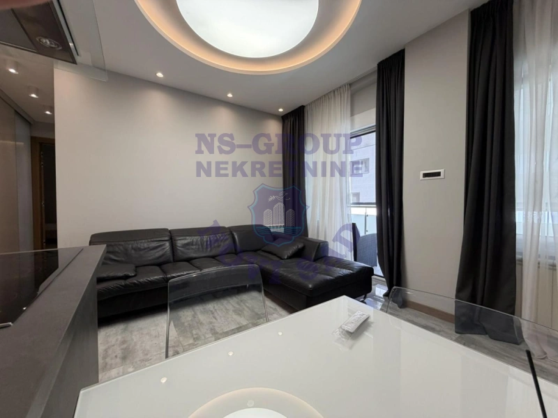 Stan na prodaju Novi Sad 75m2, 574587