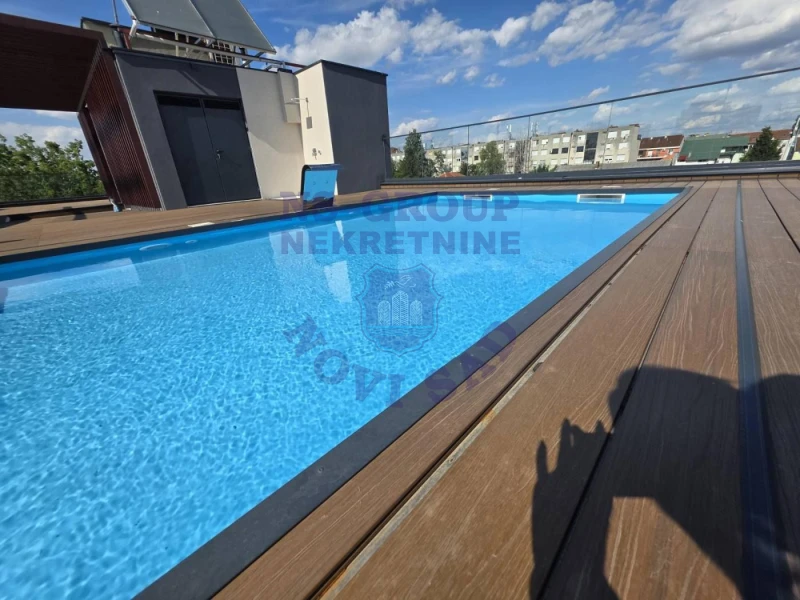 stan na prodaju Novi Sad 430m2 574195