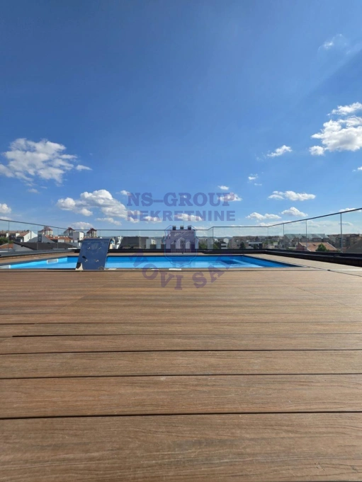 stan na prodaju Novi Sad 430m2 574195