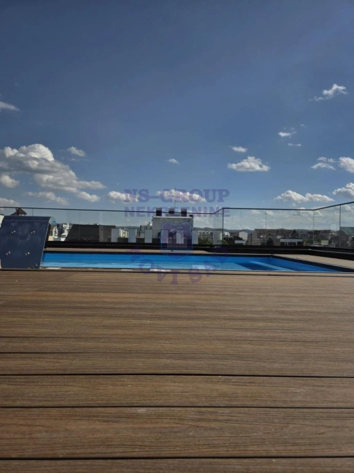 stan na prodaju Novi Sad 430m2 574195