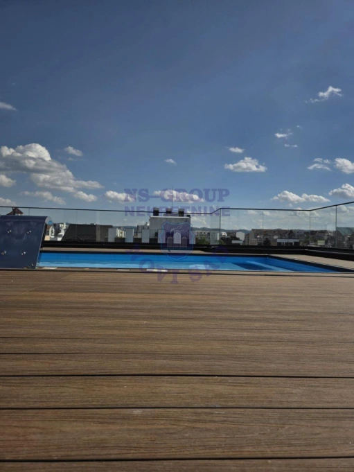 stan na prodaju Novi Sad 430m2 574195
