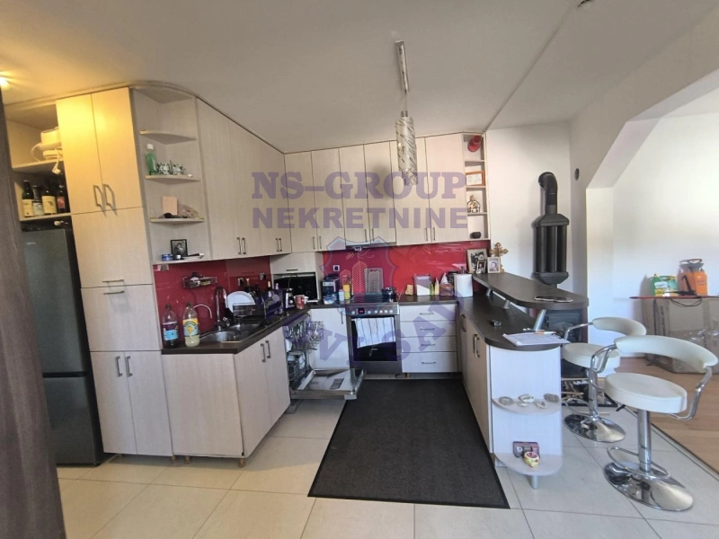 kuca na prodaju Beočin 1000m2 574469