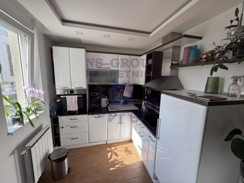 stan na prodaju Novi Sad 74m2 572044