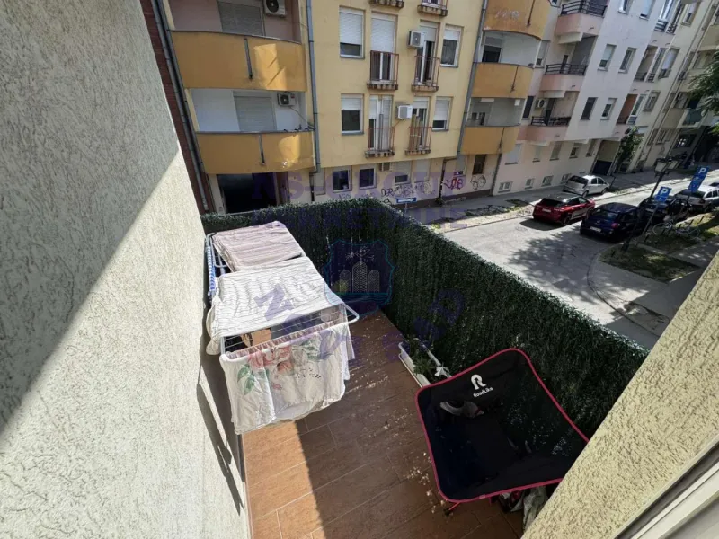 stan na prodaju Novi Sad 74m2 572044