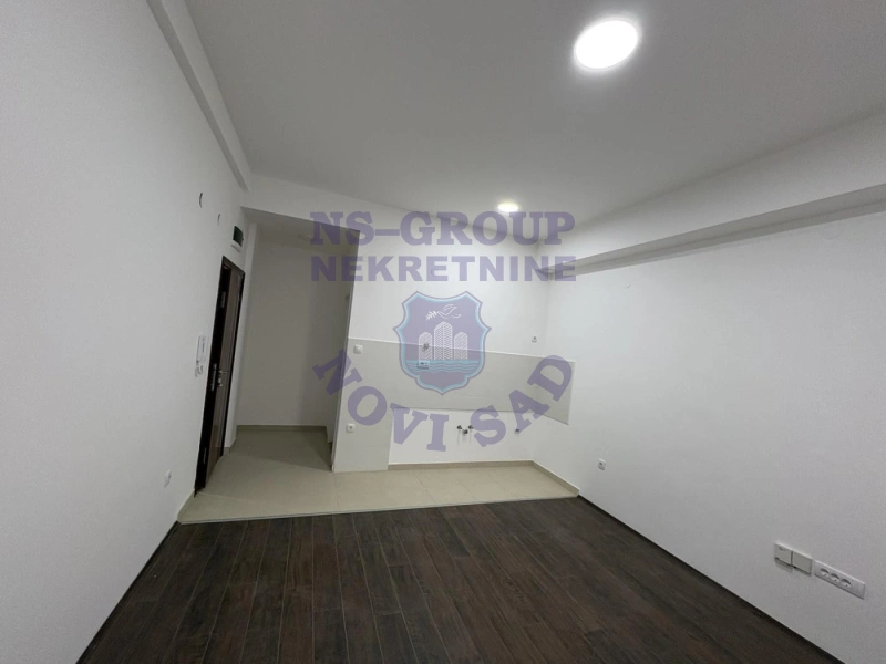 stan na prodaju Veternik 21m2 573534
