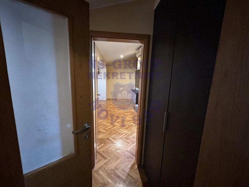 stan na prodaju Novi Sad 70m2 574301