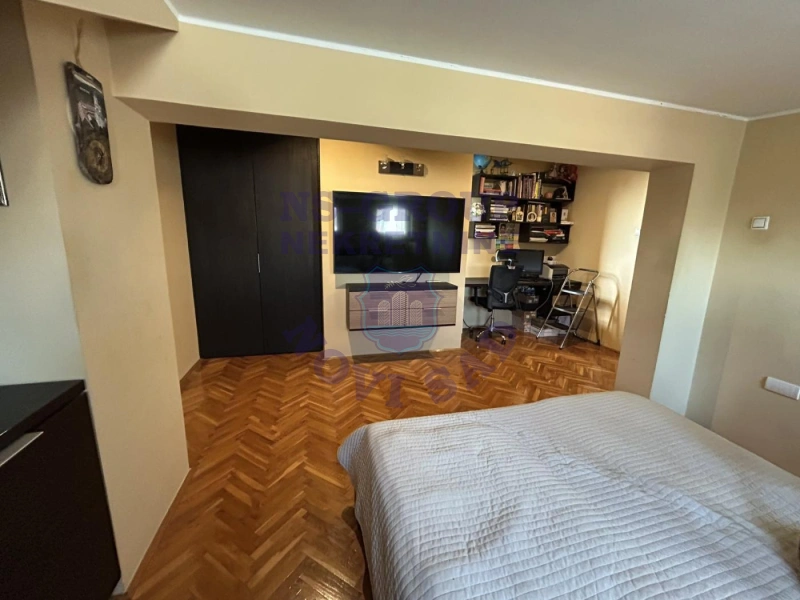 stan na prodaju Novi Sad 70m2 574301