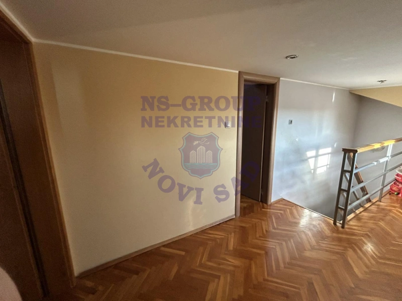 stan na prodaju Novi Sad 70m2 574301