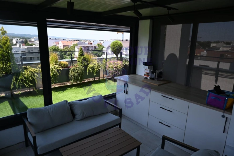 stan na prodaju Novi Sad 132m2 574667