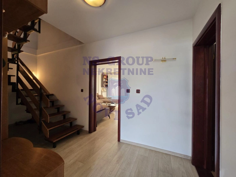 Kuća na prodaju Novi Sad 222m2, 574225