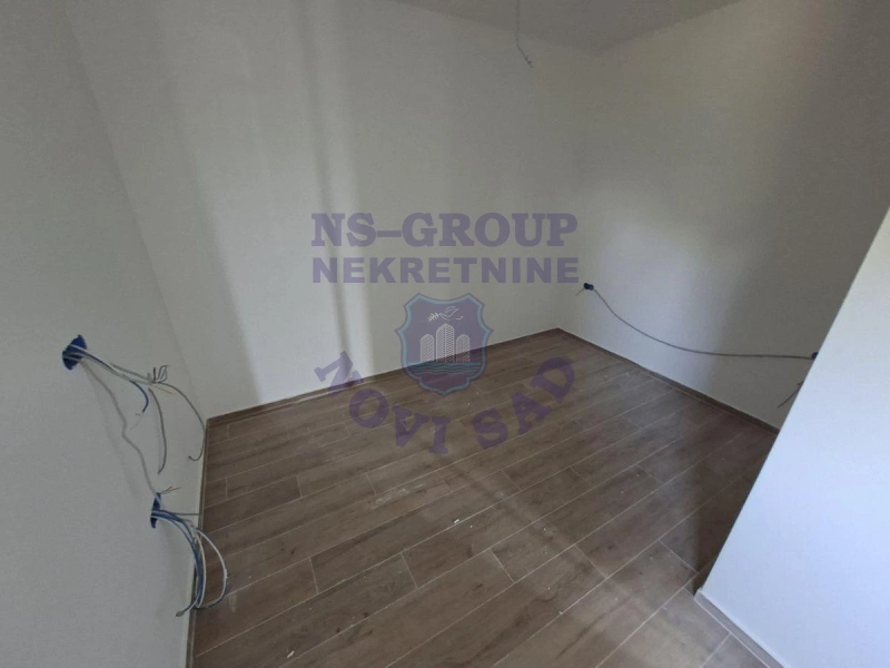 kuca na prodaju Sremska Kamenica 33m2 572848
