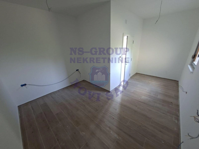 kuca na prodaju Sremska Kamenica 33m2 572848